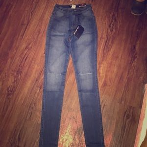 Cutest fashion nova jeans brand new!